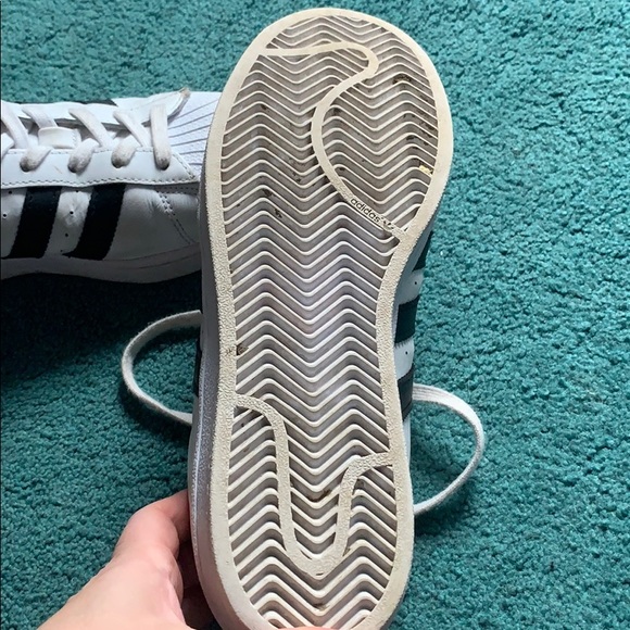 Adidas Superstars - Picture 3 of 4